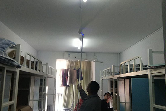 �������װ�õ�ά��